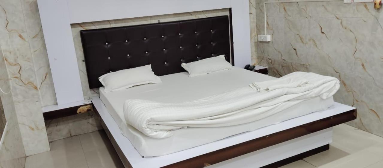 Hotel Shri Sai International, Sitamarhi Dumra Dış mekan fotoğraf